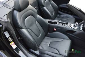 Image 32/50 of Audi R8 Spyder 4.2 FSI Quattro (2011)