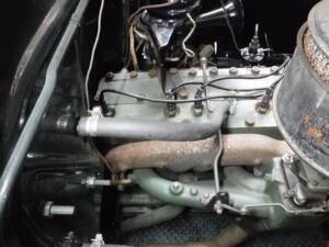 Image 30/50 of Packard 110 (1941)