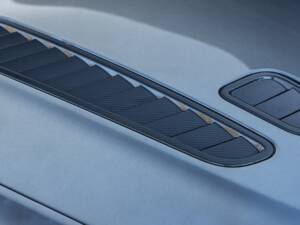 Image 16/53 of Aston Martin V12 Vantage AMR Roadster (2018)