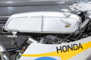 Afbeelding 31/42 van Honda CB 77 (1964)