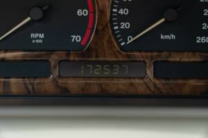 Bild 47/50 von Jaguar XJ6 3.2 (1995)