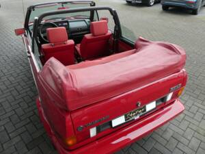 Bild 16/23 von Volkswagen Golf I Cabrio 1.8 (1990)