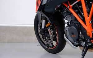 Image 71/99 de KTM 1290 Super Duke R (2018)