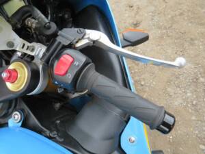 Image 10/35 of Suzuki DUMMY (2005)