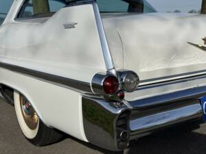 Image 11/36 of Cadillac 62 Sedan DeVille (1957)