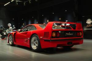 Bild 7/50 von Ferrari F 40 (1991)