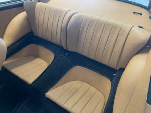 Image 17/19 of Porsche 911 2.0 (1966)