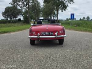 Image 9/44 of MG MGC (1969)