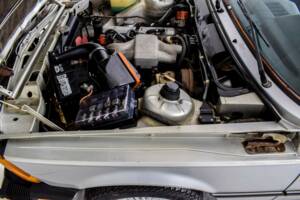 Image 17/50 of BMW 320i (1981)