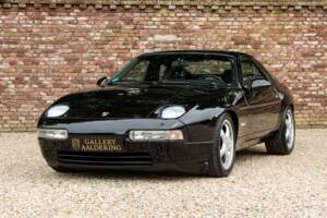 Afbeelding 31/50 van Porsche 928 GTS (1994)