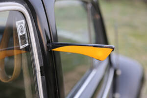 Bild 47/137 von Volkswagen Käfer 1200 Standard &quot;Ovali&quot; (1956)