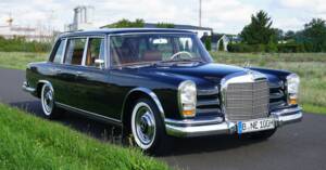 Image 5/78 of Mercedes-Benz 600 (1965)