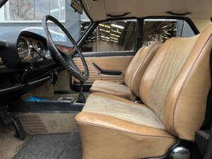 Image 50/88 of Audi 100 LS (1970)