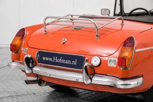Bild 30/50 von MG MGB (1974)