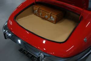 Afbeelding 28/49 van Jaguar E-Type V12 (1974)