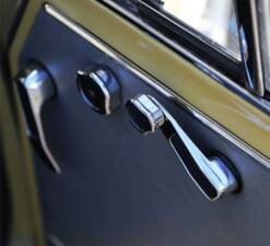 Image 18/22 de Alfa Romeo Giulia Nuova Super 1300 (1975)