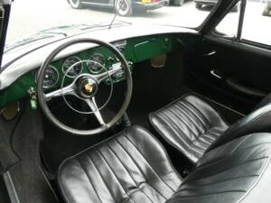 Imagen 9/25 de Porsche 356 C 1600 (1965)