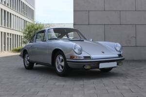 Afbeelding 3/86 van Porsche 911 2.0 S (1966)