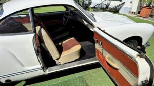 Image 34/71 of Volkswagen Karmann Ghia 1200 (1962)