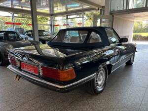 Afbeelding 29/31 van Mercedes-Benz 380 SL (1980)