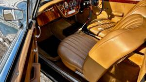 Image 7/14 of Alvis TE 21 (1966)