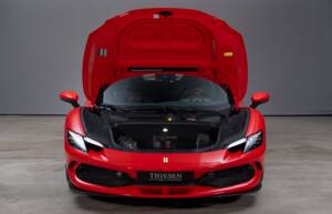 Image 14/30 of Ferrari 296 GTB (2022)