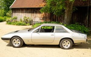 Bild 10/81 von Ferrari 365 GT4 2+2 (1973)