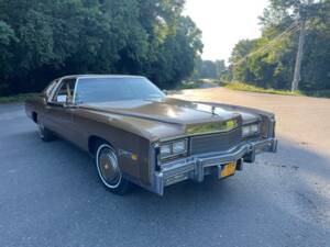Bild 5/33 von Cadillac Fleetwood Eldorado Biarritz Coupe (1977)