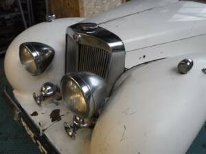Image 18/24 de Triumph 2000 Roadster (1948)