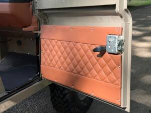 Bild 13/44 von Land Rover Defender 90 Td5 (1999)