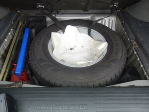 Image 24/42 de Land Rover Range Rover 2.5 DSE (2000)