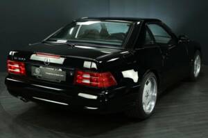 Image 6/30 de Mercedes-Benz SL 600 (2001)