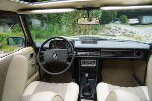 Bild 2/13 von Mercedes-Benz 230/4 (1976)
