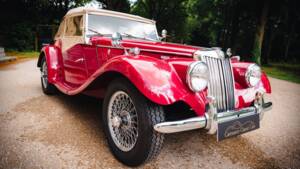 Image 18/27 of MG TF 1500 (1955)