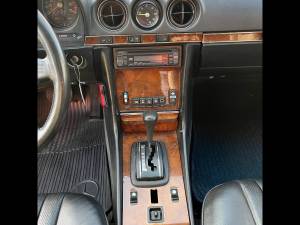 Immagine 15/24 di Mercedes-Benz 380 SL (1984)