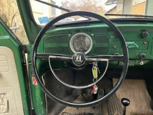 Image 16/43 of Volkswagen Beetle 1200 (1970)