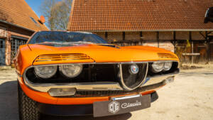 Image 14/36 de Alfa Romeo Montreal (1971)