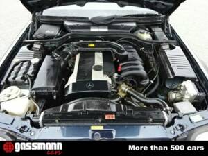 Image 13/15 of Mercedes-Benz SL 320 (1996)