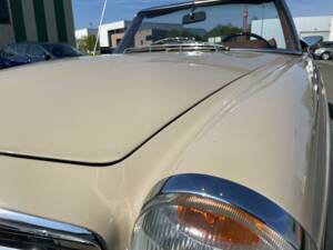 Immagine 44/50 di Mercedes-Benz 280 SL (1969)