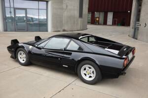 Image 19/38 of Ferrari 308 GTB (1977)