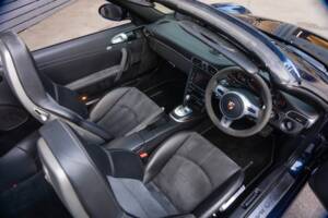 Image 35/54 of Porsche 911 Carrera GTS (2011)