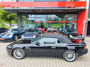 Bild 9/20 von Aston Martin DB 7 Vantage Volante (2002)