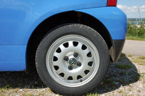 Image 28/44 of Volkswagen Lupo 1.2 TDI 3L (2001)