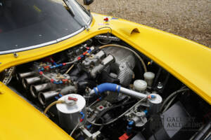 Image 27/50 of Bizzarrini GT Strada 5300 (1965)
