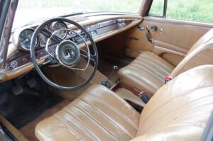 Afbeelding 15/32 van Mercedes-Benz 250 SE (1967)