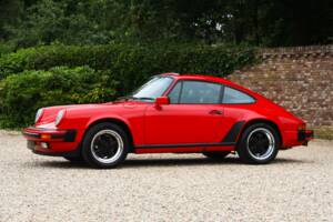 Image 18/50 of Porsche 911 Carrera 3.2 (1988)