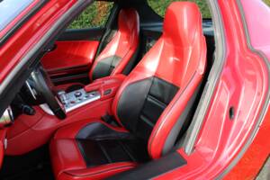 Image 31/57 of Mercedes-Benz SLS AMG (2010)