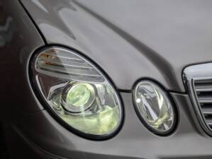 Bild 10/14 von Mercedes-Benz E 220 CDI (2006)