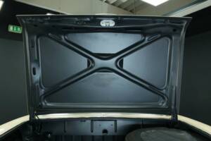 Image 37/50 of Mercedes-Benz 230 SL (1967)