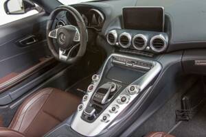 Immagine 16/20 di Mercedes-AMG GT-C Roadster (2018)